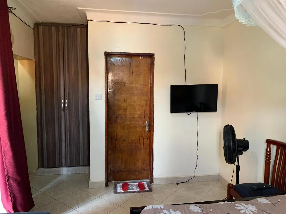 Moon Suites Kampala 0*,  Uganda